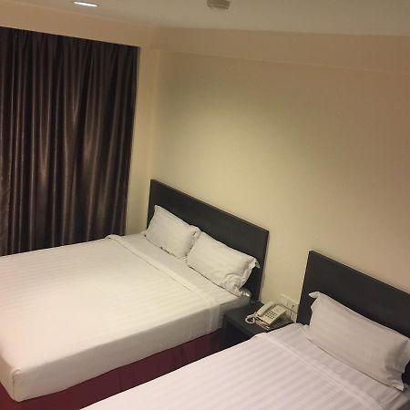 Premierz Hotel Labuan Extérieur photo