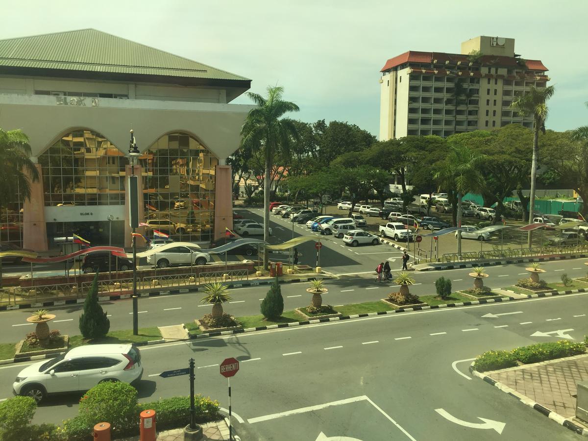 Premierz Hotel Labuan Extérieur photo