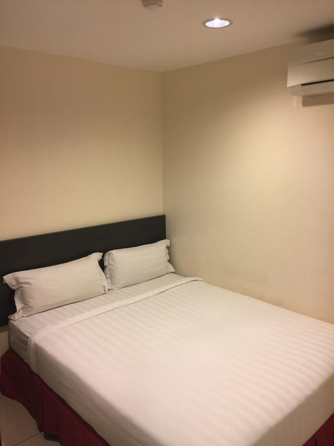 Premierz Hotel Labuan Extérieur photo